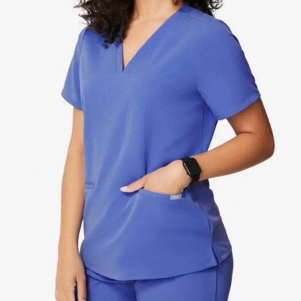 Set-FIGS Denim Blue Women's
Scrub Set - V-Neck Top & Cargo Pants